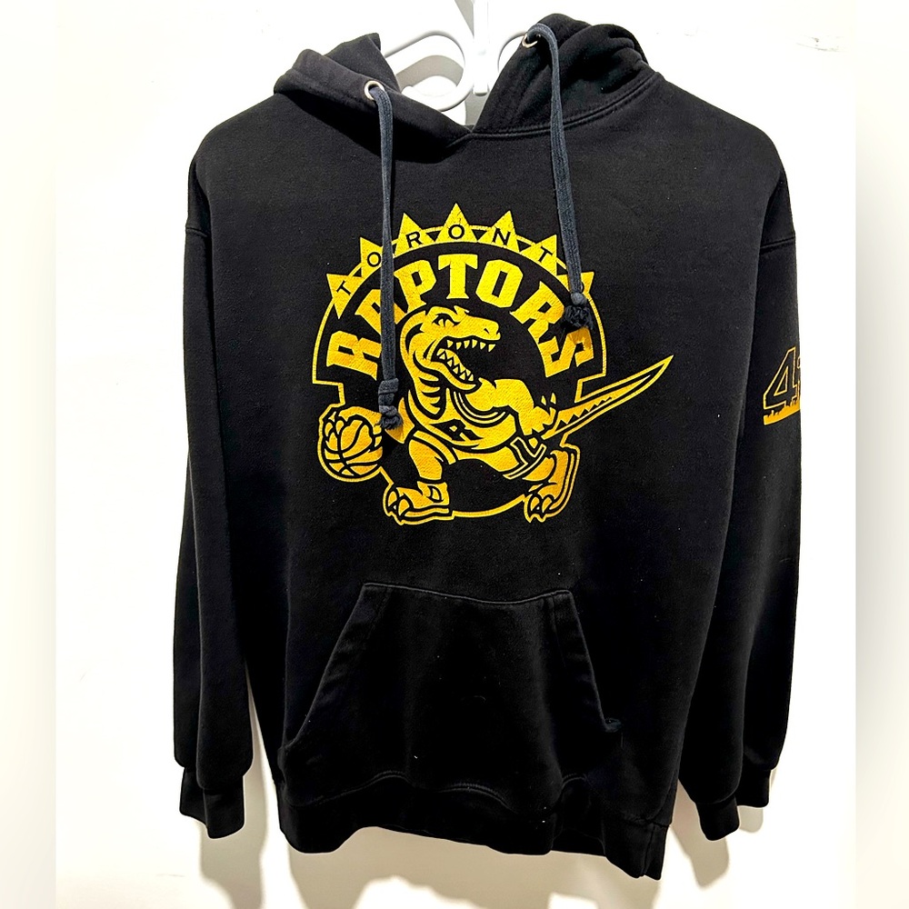 Raptors sweater